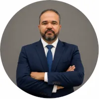 Dr. Isaac L. Gomes